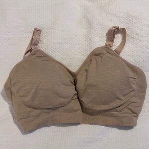 Kindred Bravely Hands Super Busty Free Pumping and Nursing Bra